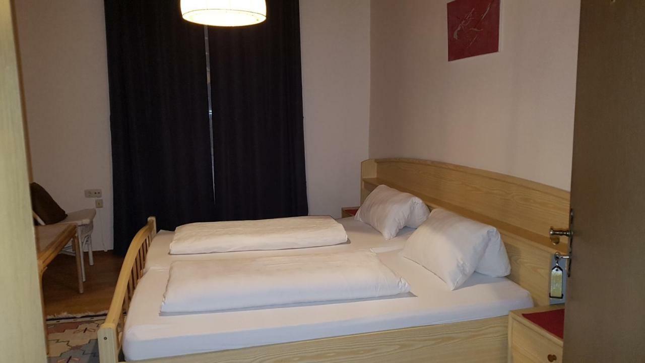 Pension-Puttlachtal พอทเทนชไตน์ ภายนอก รูปภาพ