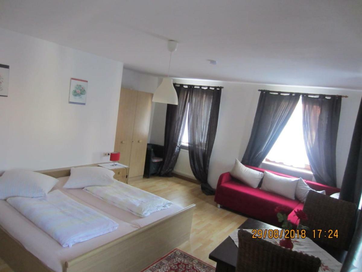 Pension-Puttlachtal พอทเทนชไตน์ ภายนอก รูปภาพ